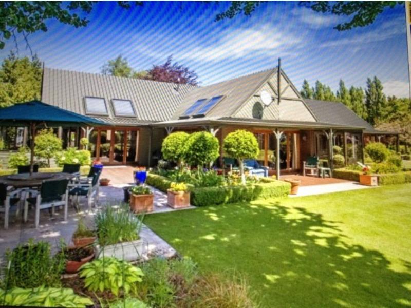 Rhododendron Garden Otel Christchurch Dış mekan fotoğraf